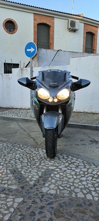 Kawasaki 1400gtr abs del 2oo9