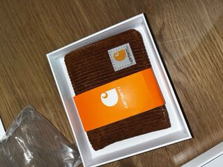 Billetera Carhartt Marrón Pana