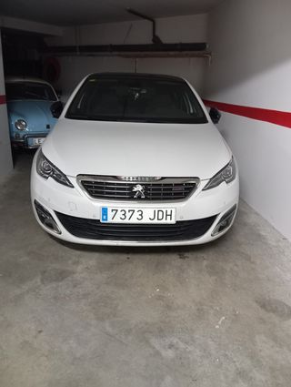 Peugeot 308 2015