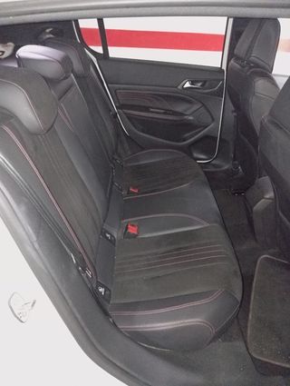 Peugeot 308 2015