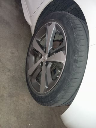 Peugeot 308 2015