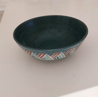 Ciotola etnica in ceramica
