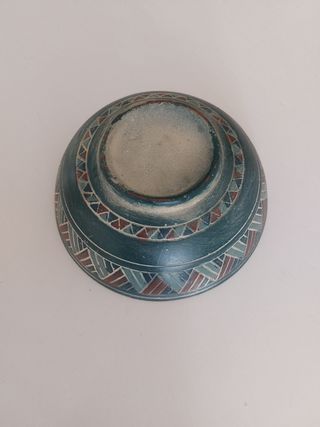 Ciotola etnica in ceramica