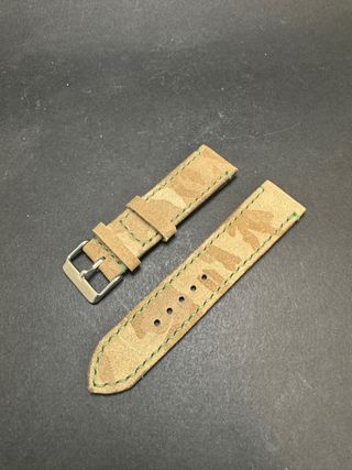 Correa de reloj hecha a mano en Nobuck camuflaje