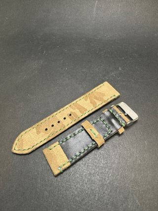 Correa de reloj hecha a mano en Nobuck camuflaje