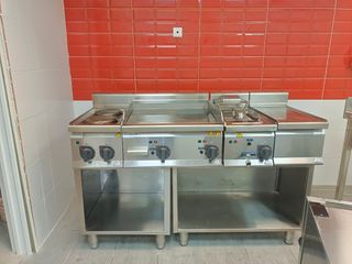 Cocina Eléctrica Profesional con Plancha y Soporte