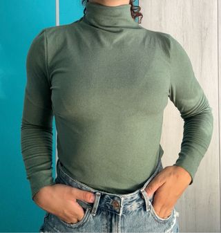 Camiseta verde cuello alto mujer S básica elegante
