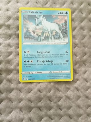 Carta Pokémon Glastrier Básico 130 PS