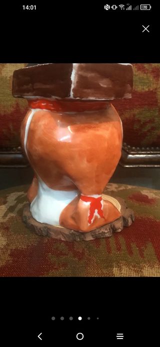 Díaz Pardo. Mujer con maquina de coser ,única