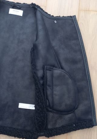 Chaleco Zara Negro Borreguito Cremallera
