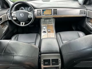 Jaguar XF 2009