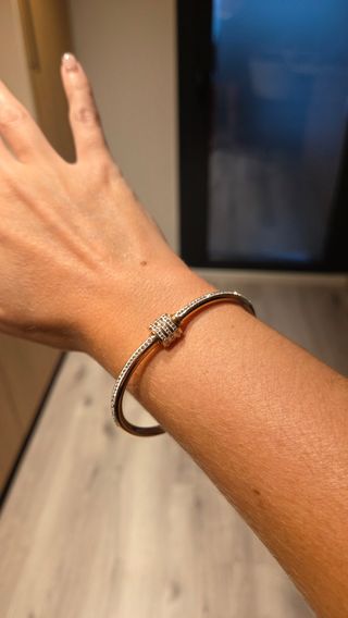 Dos pulseras