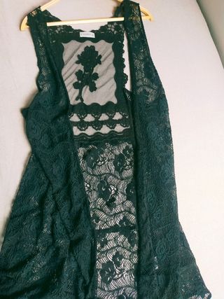 Chaleco de encaje negro Pull & Bear Talla M