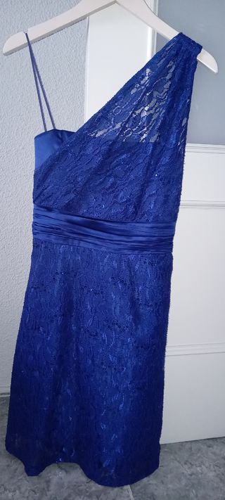 Vestido azul de encaje