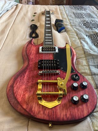  SG con Palanca Tremolo imitación gibson