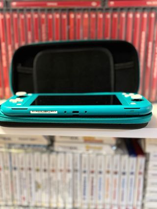 Nintendo Switch Lite Turchese + caricabatterie