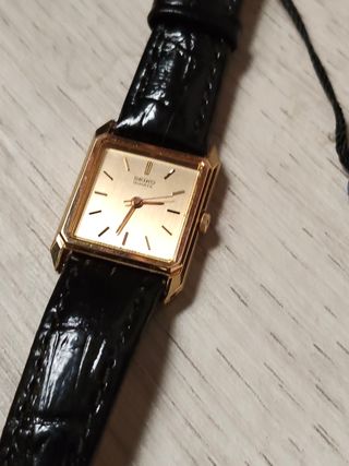 Reloj Seiko Quartz Mujer Dorado