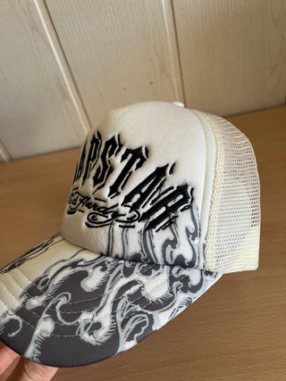 Gorra Trapstar Ed Hardy Blanca y Gris