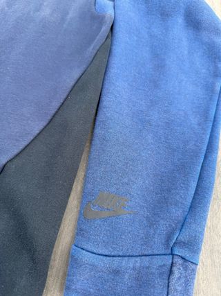 Sudadera Nike Azul y Negra