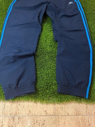 Chandal Adidas Retro blanco y azul