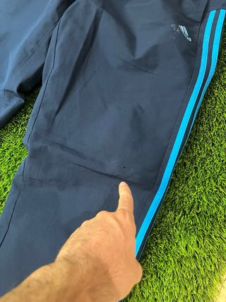 Chandal Adidas Retro blanco y azul