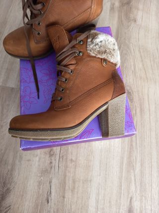 Botines Panama Jack mujer Candy B
Color camel