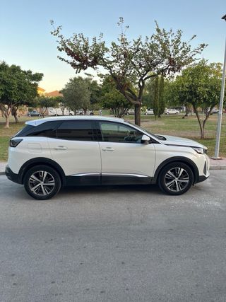 Peugeot 3008 2021