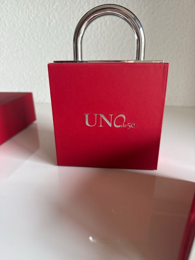 Joyero Uno de 50 Rojo y Negro