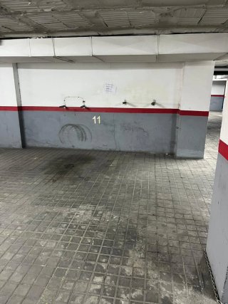 Plaza de Garaje Avda Oeste 7
