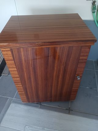 Maquina de coser en perfectamente y funciona