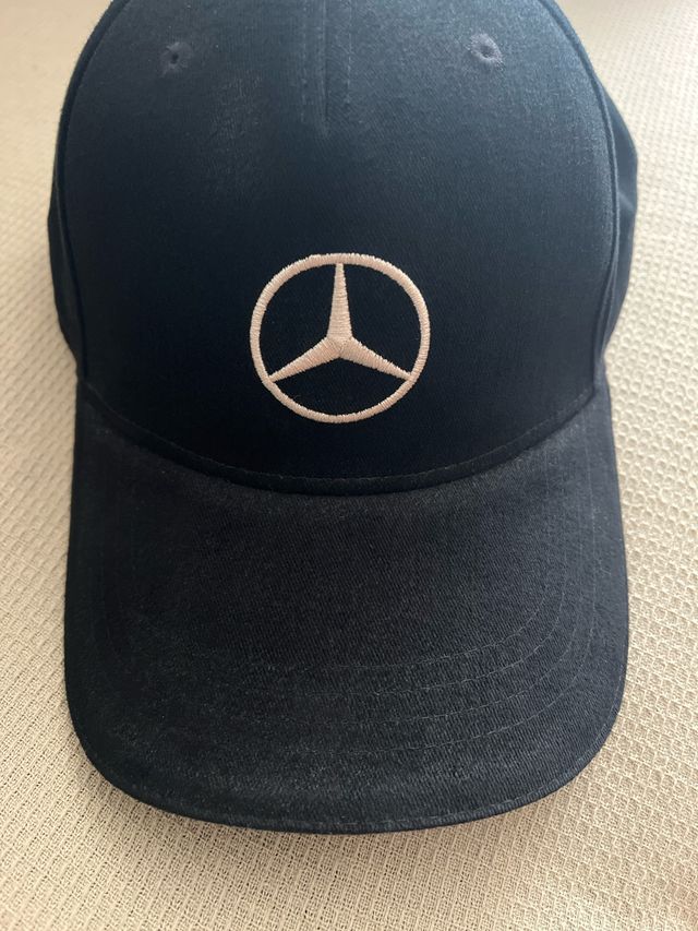 Gorra Mercedes-Benz Negra