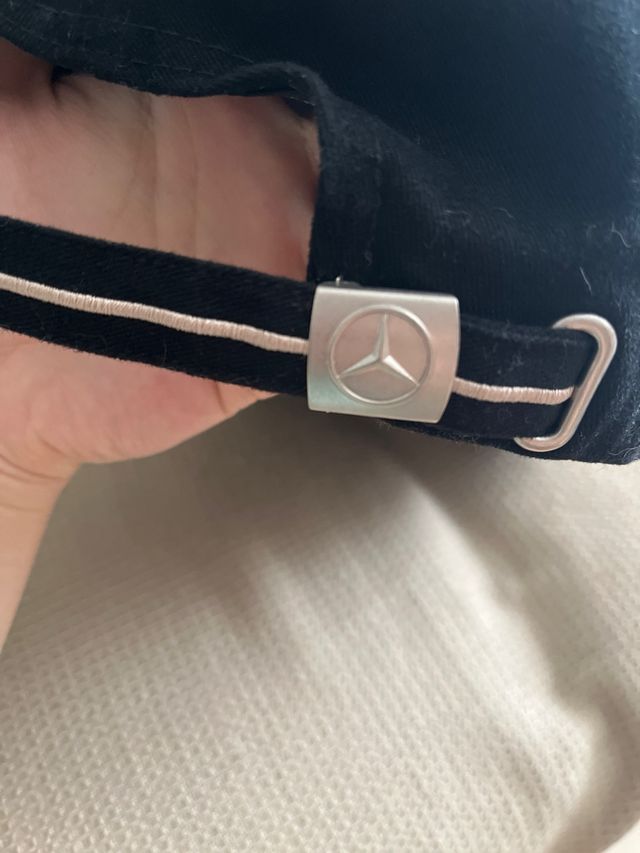 Gorra Mercedes-Benz Negra
