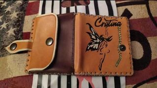 Cartera de cuero personalizada con dibujo