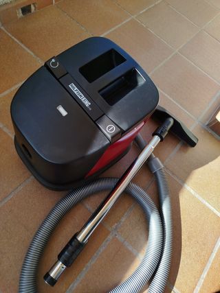 Aspirador Nilfisk King 516