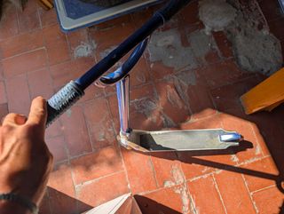 Patinete azul