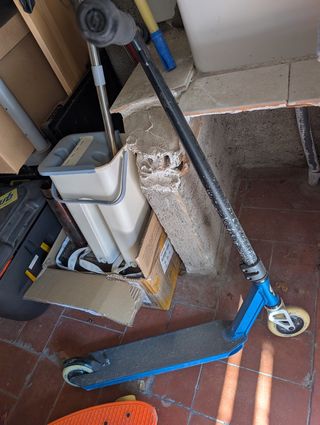 Patinete azul