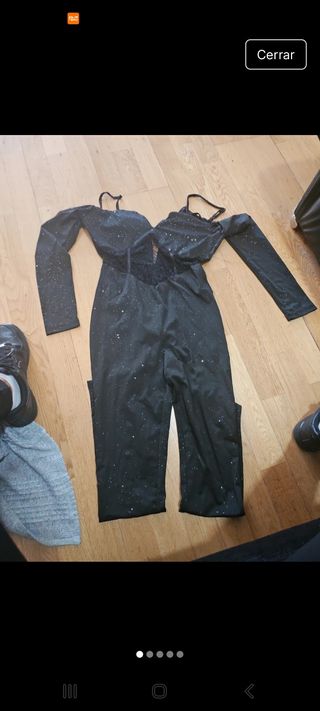 Mono negro con encaje y brillos