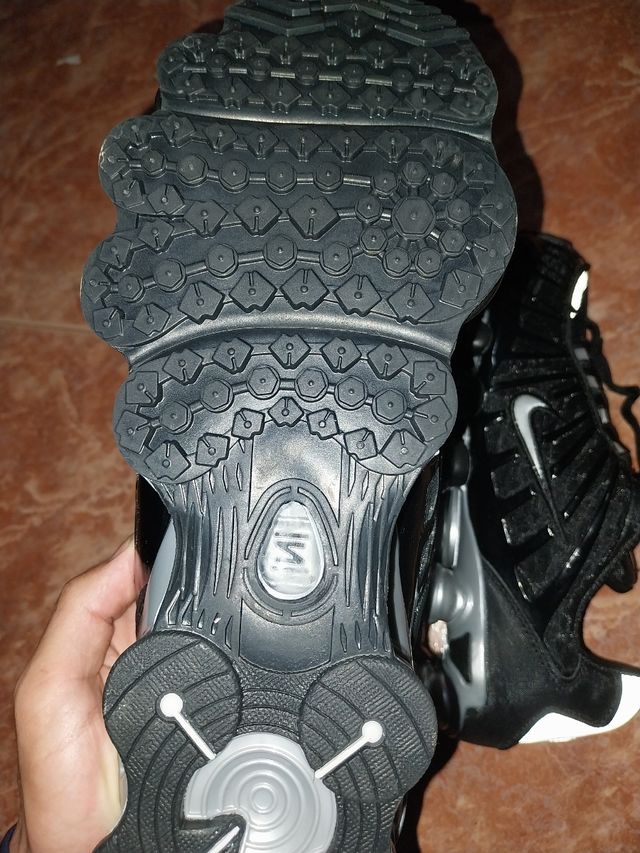 Nuevas Nike Shox Hombre Negro Plata.