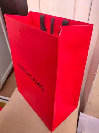 Bolsa y Caja Ferragamo Roja