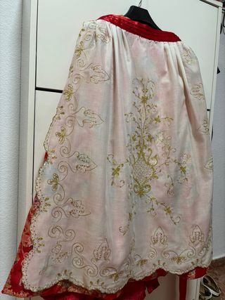Traje de Fallera