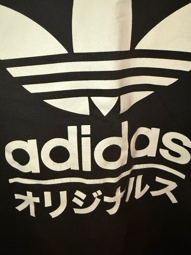 Felpa Adidas Originals nera con logo