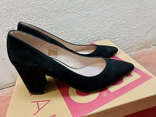 Zapatos de tacón negros para fiesta