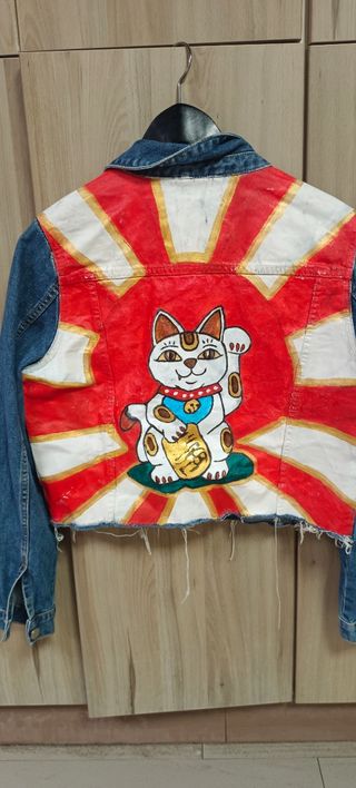 Chaqueta vaquera pintada a mano