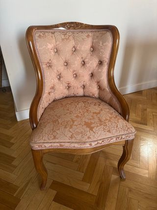 Silla antigua estilo Luis XV