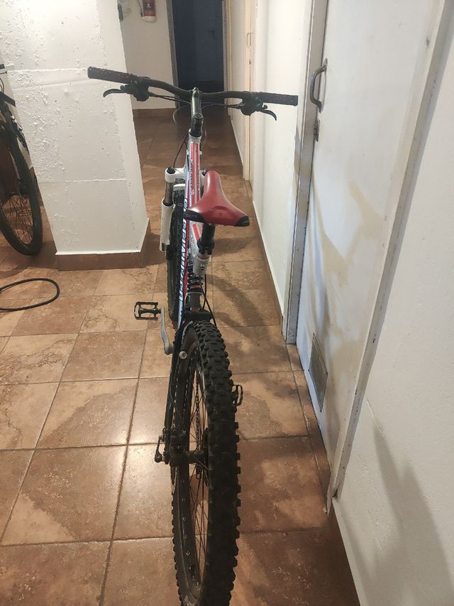 Bicicleta Specialized FSR