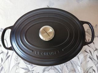 Cocotte Ovalada Le Creuset Negra 31cm 6,3 litros.
