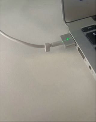 MacBook Air 11 Plata - PRECIO CERRADO 