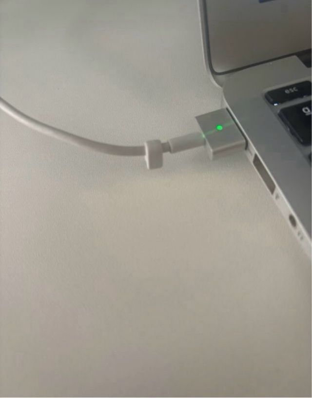 MacBook Air 11 Plata - PRECIO CERRADO