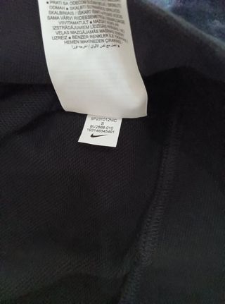 Jersey Nike Talla S Negro