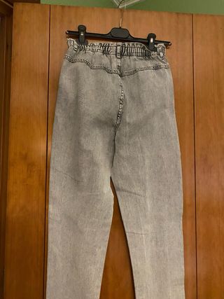 Pantalón H&M cintura elástica gris 12-13